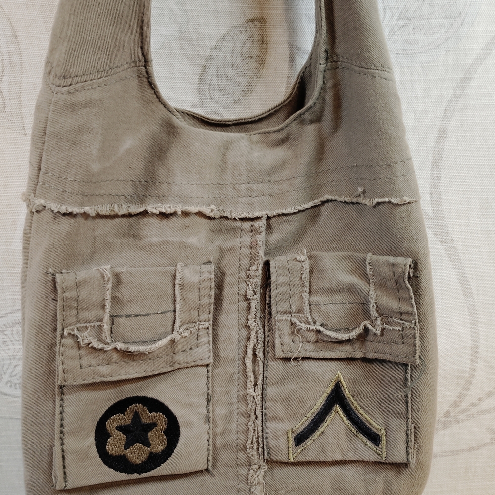 Army Green Shoulder Bag with Patches - Picture 2 of 4